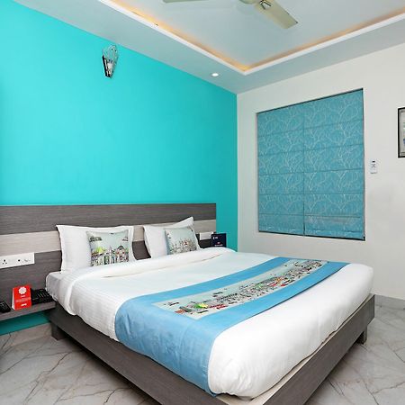 Oyo 10228 Hotel Chandramouli Jaipur Buitenkant foto