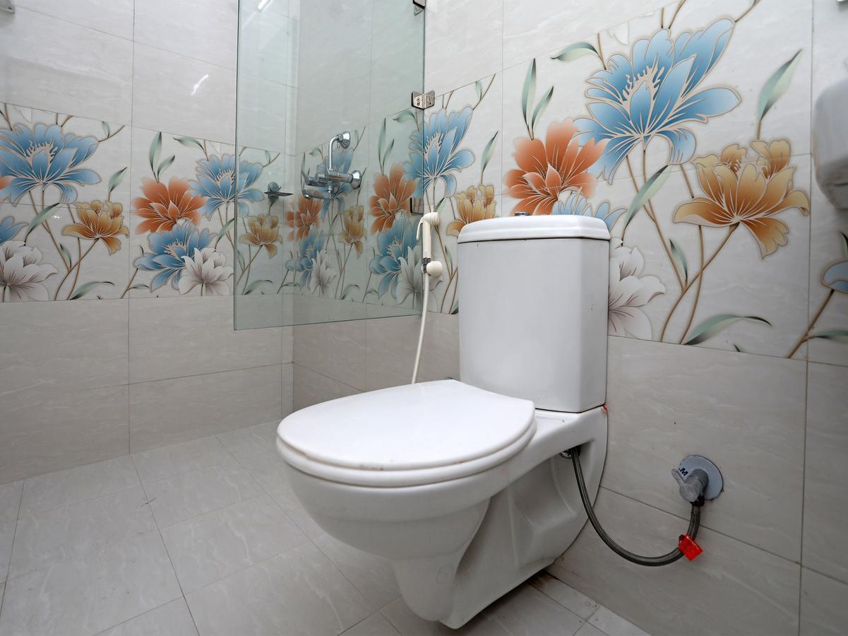 Oyo 10228 Hotel Chandramouli Jaipur Buitenkant foto