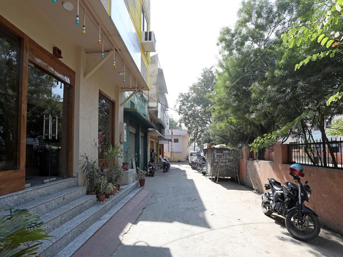 Oyo 10228 Hotel Chandramouli Jaipur Buitenkant foto