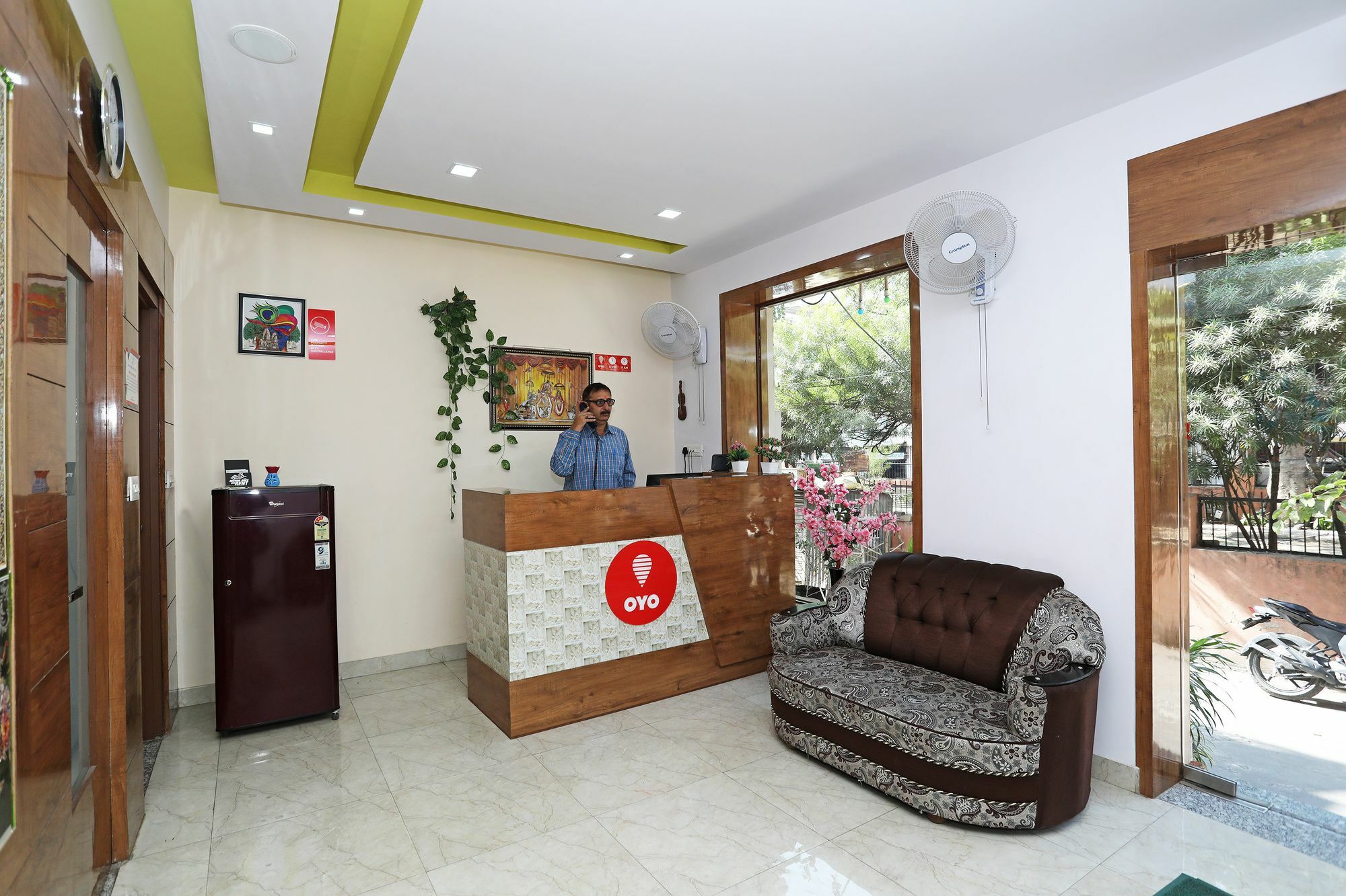 Oyo 10228 Hotel Chandramouli Jaipur Buitenkant foto