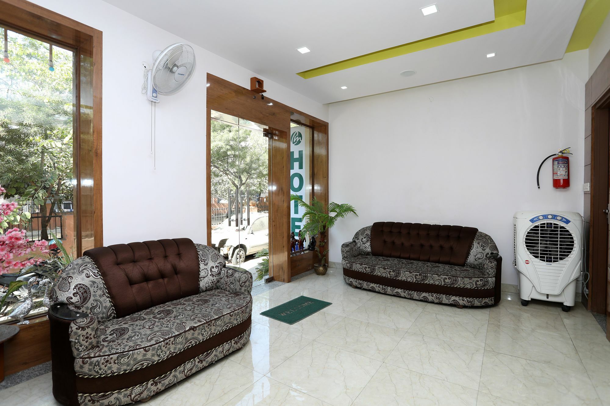 Oyo 10228 Hotel Chandramouli Jaipur Buitenkant foto
